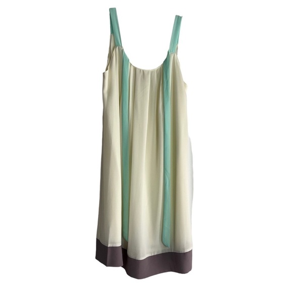 🌺LULU’s Ivory Cream / Mint Green Classy Flounce Dress Size Medium — GORGEOUS!!!🌺 - Picture 2 of 6